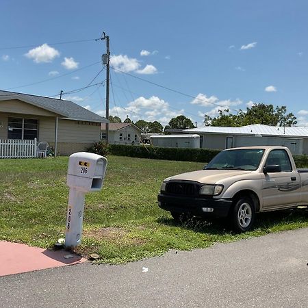 Happy Rest Stop House 北迈尔斯堡 外观 照片